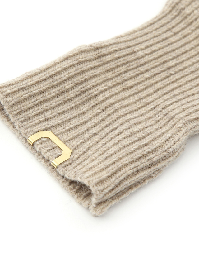 언더컨트롤 스튜디오 겨울 핸드워머 반장갑 SLEEVE WARMER / CASHMERE / D LINEN 착용컷