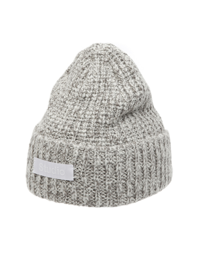 언더컨트롤 스튜디오 겨울 롱비니 FLOW BEANIE / CROSS WAVE WOOL / GREY 착용컷