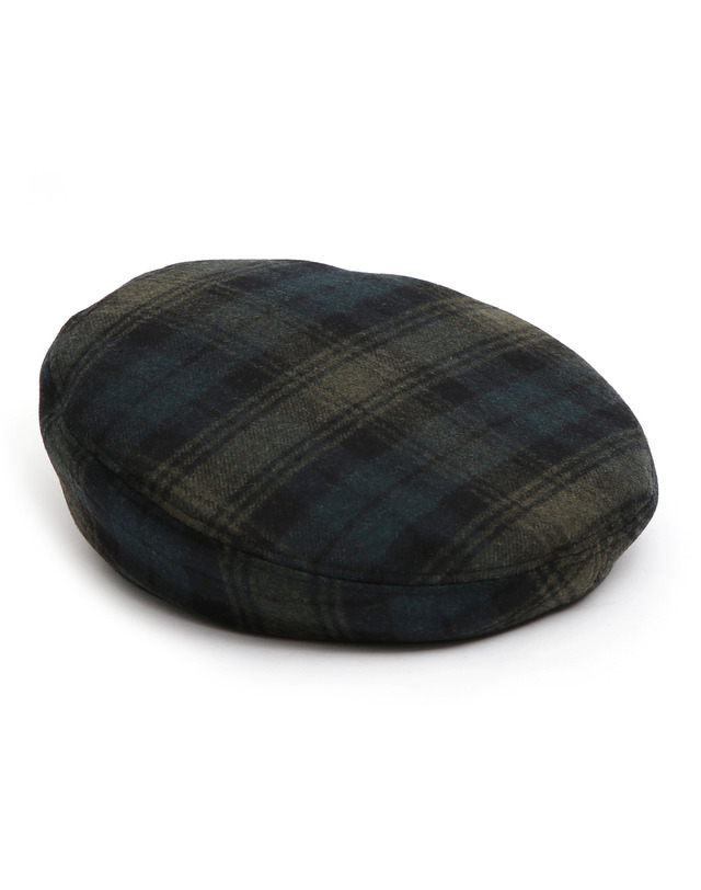 언더컨트롤 스튜디오 겨울 체크패턴 베레모 FULL MOON BERET / WOOL CHECK / FOREST GREEN 착용컷
