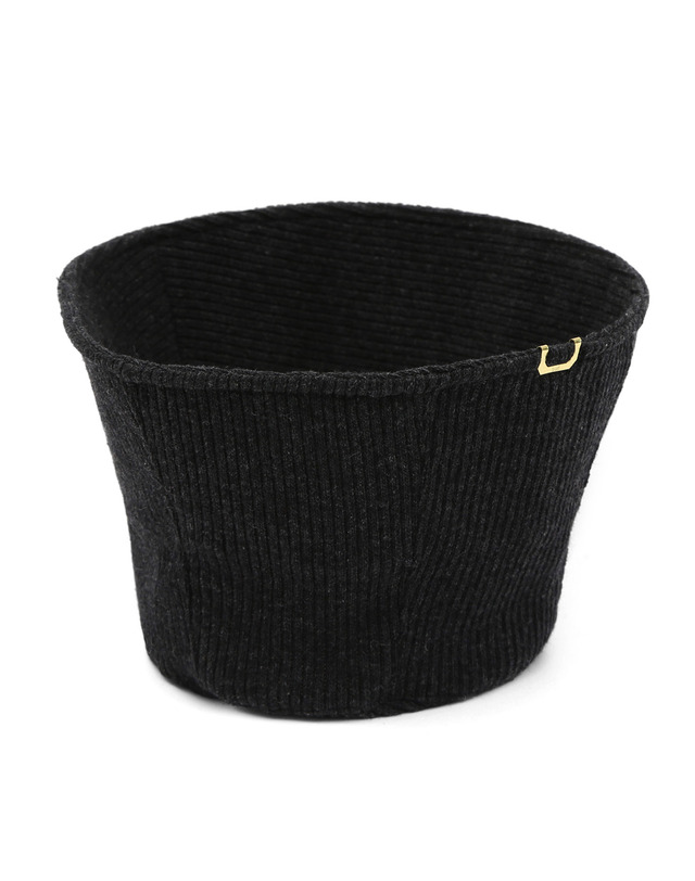 언더컨트롤 스튜디오 겨울 니트 버킷햇 STAND BUCKET / STRIPE KNIT / M CHARCOAL 착용컷