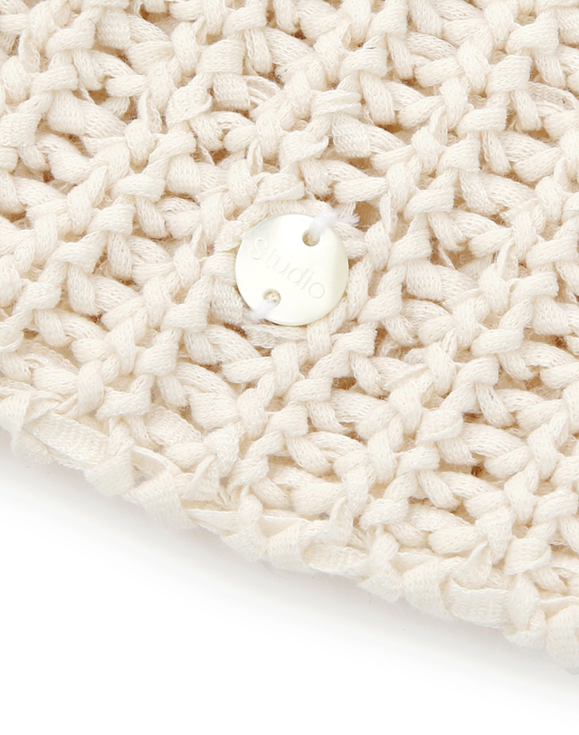 언더컨트롤 스튜디오 사계절 코튼 비니 CROCHET SINGLE BEANIE / OATMEAL 착용컷