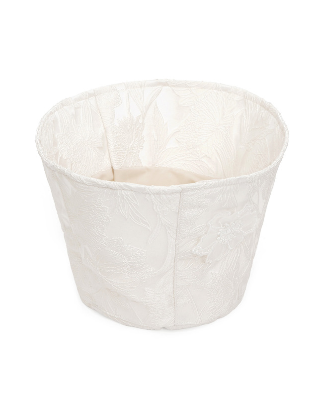 언더컨트롤 스튜디오 플라워 패턴 버킷햇 STAND BUCKET / FLOWER PATCH / SATIN CREAM 착용컷