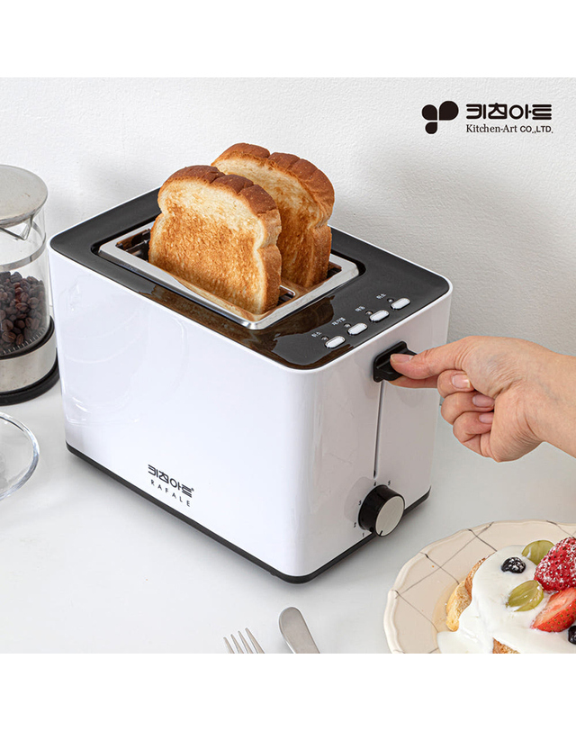 트라이스 [KitchinArt] 키친아트 스퀘어 토스터기 화이트 KT-850EB 착용컷