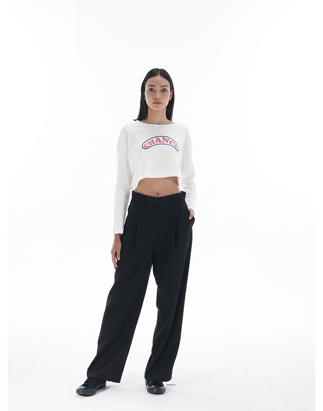 파르아비옹 [22FW] CHANCE Cropt T-Shirt White 화이트 착용컷