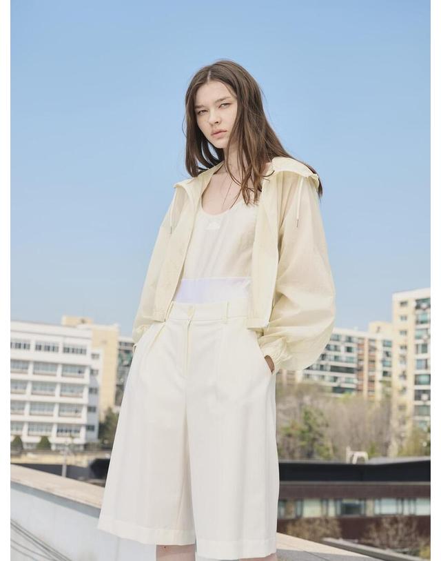 파르아비옹 [2023SS] Silky Bermuda Pants 착용컷