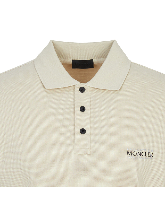 몽클레르 몽클레어 남성 카라 반팔티셔츠 8A00009 89A16 216 착용컷