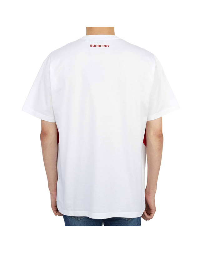 버버리 버버리 남성 반팔티셔츠 M90C8 8052167 A1464 착용컷