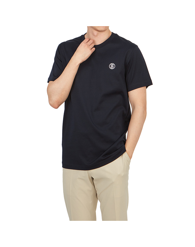 버버리 버버리 남성 반팔티셔츠 PARKER TB REPLEN 8084020 B1488 착용컷