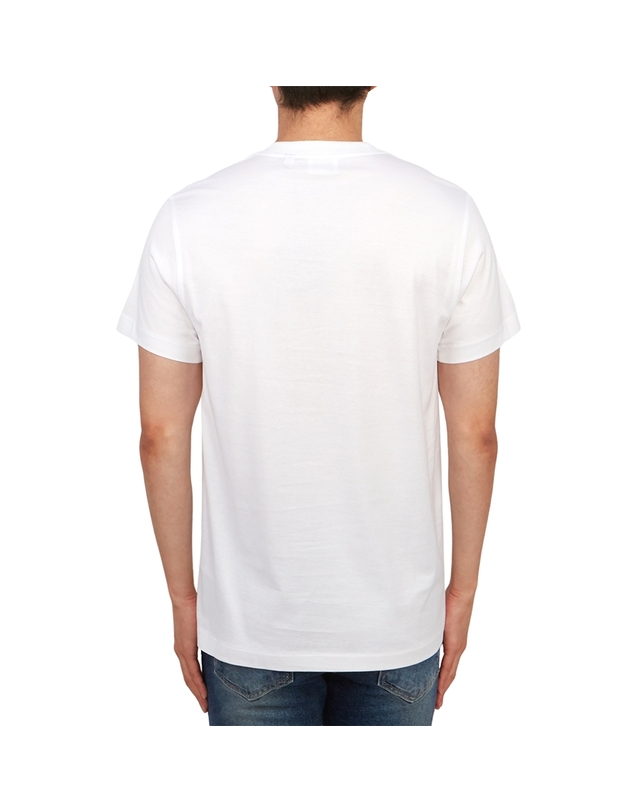 버버리 버버리 스크래치 남성 반팔티셔츠 PARKER TB REPLEN 8084015 A1464 착용컷