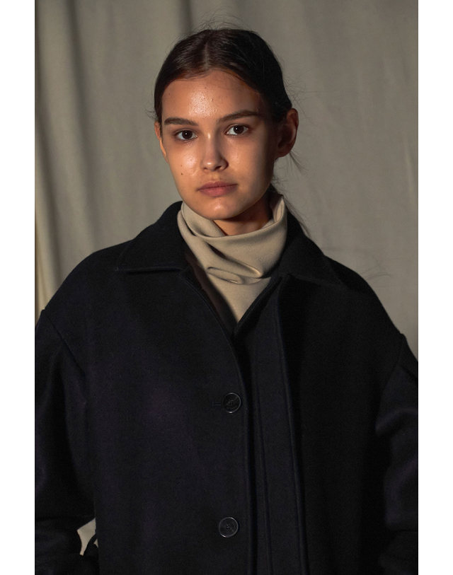 세컨드아르무아 세컨드 아르무아 Ava Coat_ Navy 착용컷