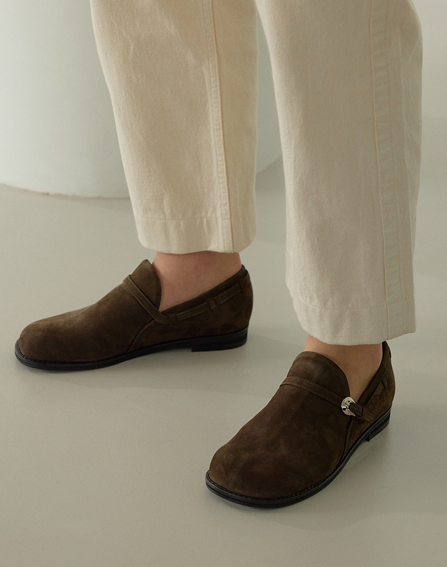 바이언스 BMP22304 AURORA PEBBLE LOAFER / 2COLORS 착용컷