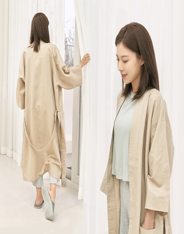 평소생활 평소생활 바람솔솔 리넨로브 착용컷