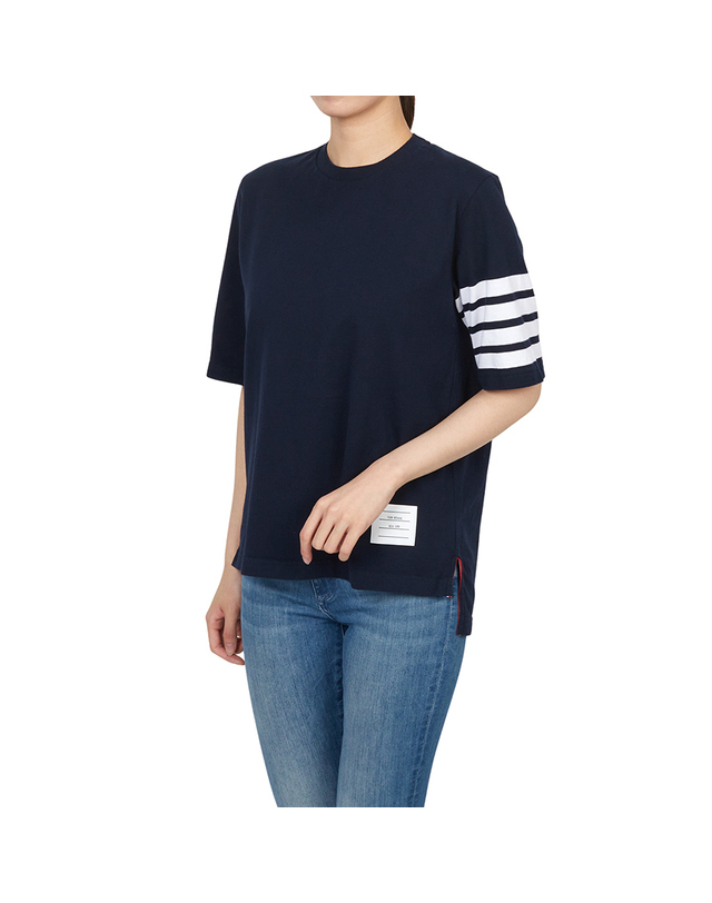 톰브라운 톰브라운 여성 반팔티셔츠 FJS102G 07862 415 착용컷