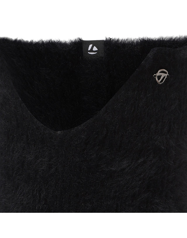 테일러메이드 여성 날개사 넥워머 TAO-86HG51-199 착용컷