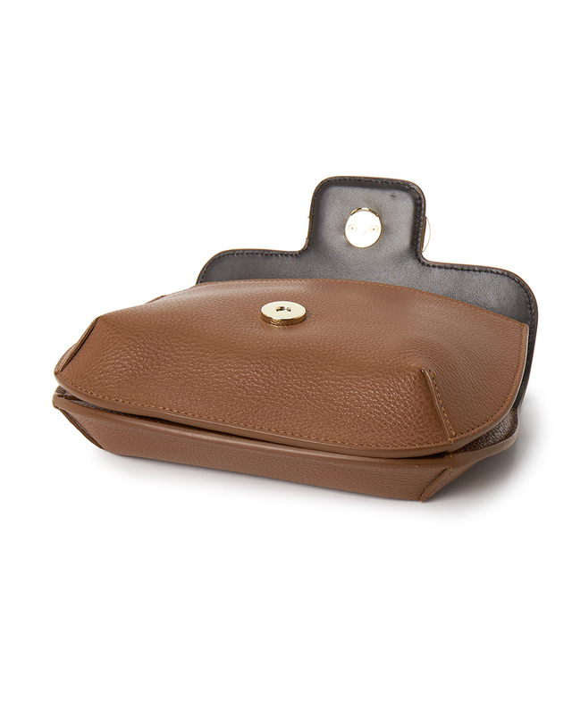 살바토레 페라가모 페라가모 더블 간치니 여성 미니백 221094 0789849 착용컷