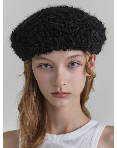 포에지담 INES BERET IN BLACK TERRY