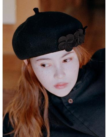 VINCA BERET IN BLACK