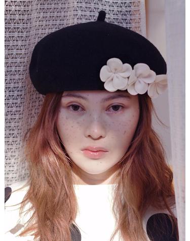 VINCA BERET IN CREAM