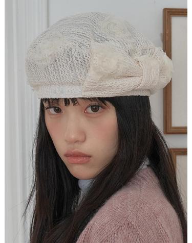 PEONY LACE BOW BERET IN CREAM