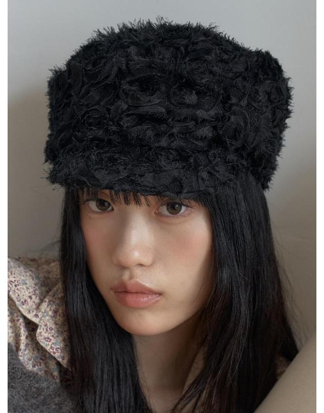 포에지담 RUBAN NOUVELLE MARGOT HAT IN PEONY BLACK 착용컷
