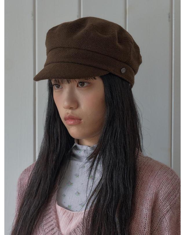 포에지담 CLASSIC NOUVELLE MARGOT HAT IN BROWN 착용컷