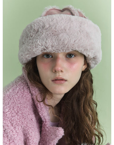 FUR TOQUE HAT IN SUEDE PINK