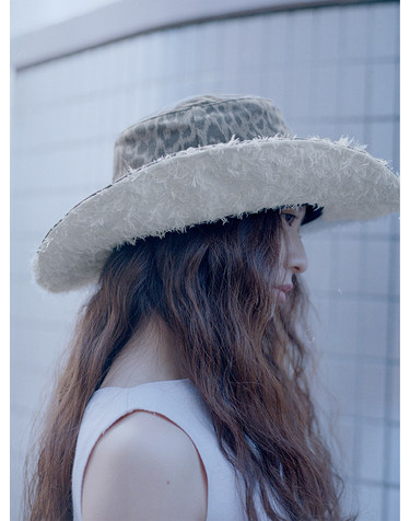 LEOPARD FEDORA IN KHAKI FRINGE