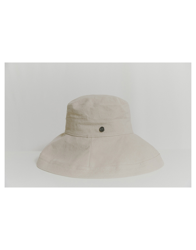 포에지담 [The shelter] Wide bucket hat in beige 착용컷