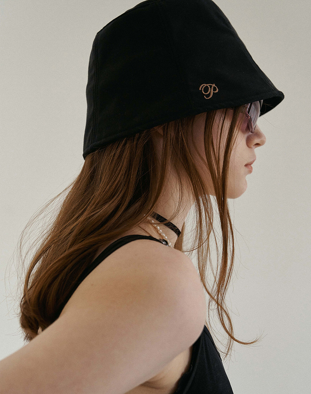 포에지담 CALLI HAT_black 착용컷