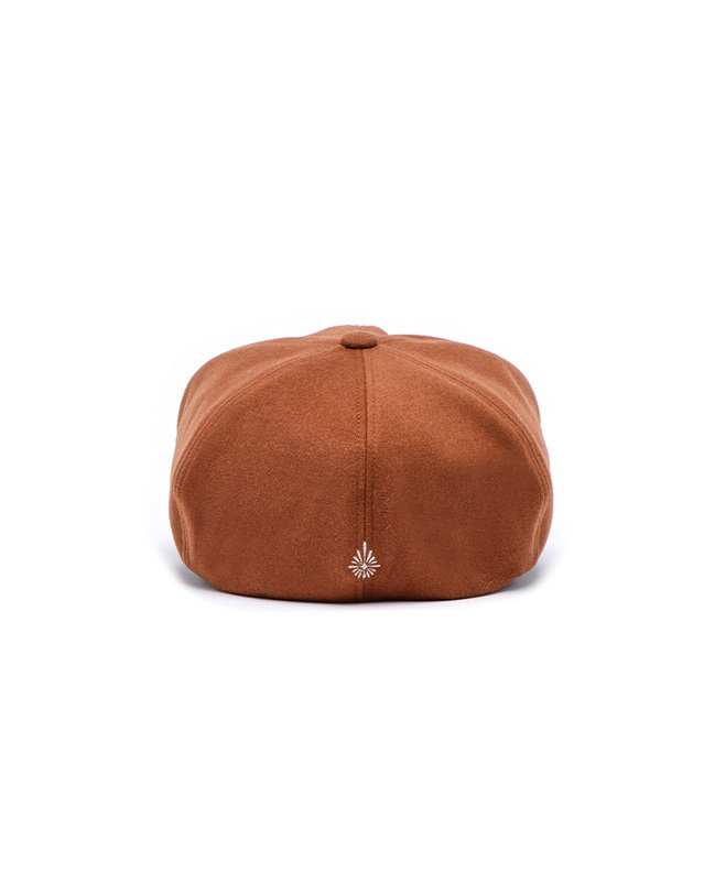 포에지담 GLEAM MARGOT HAT IN CAMEL 착용컷