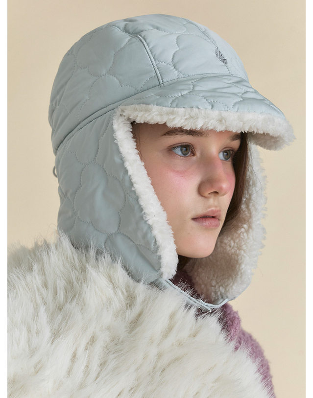 포에지담 PADDING EARFLAP HAT IN CLOVER ICEBERG 착용컷