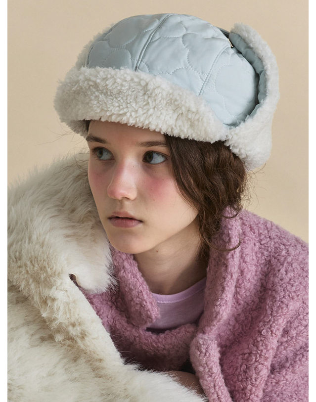 포에지담 PADDING EARFLAP HAT IN CLOVER ICEBERG 착용컷