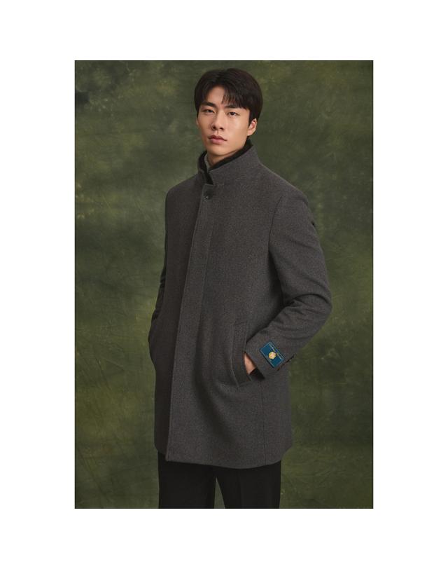 브렌우드 캐시미어 블렌디드 카라FUR부착 다운코트 BRCBW26641BED 착용컷