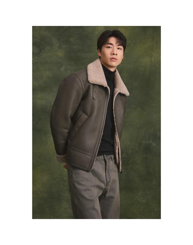 브렌우드 브리스톨 무스탕 BRUDW26661KHX 착용컷
