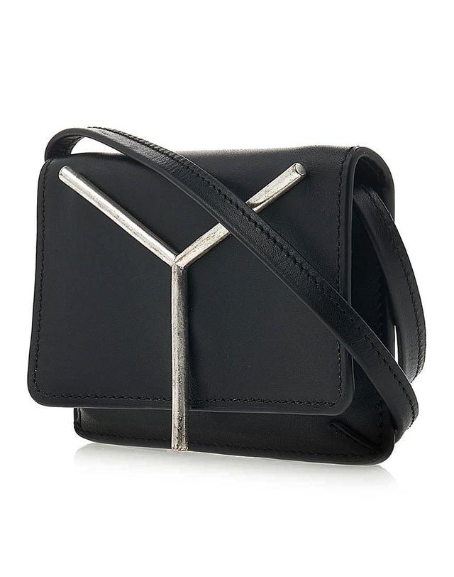 와이 프로젝트 [Y프로젝트] 남성 Y로고 크로스백 WBAG16S23S27 BLACK SILVER (스크래치) 착용컷