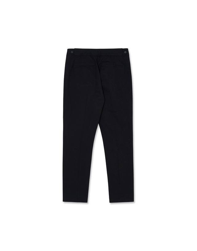 이올로 Women Slim Straight Pants_Black 블랙 착용컷