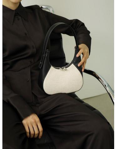 UNE Shoulder Bag 윈느 숄더백 [BLACK]
