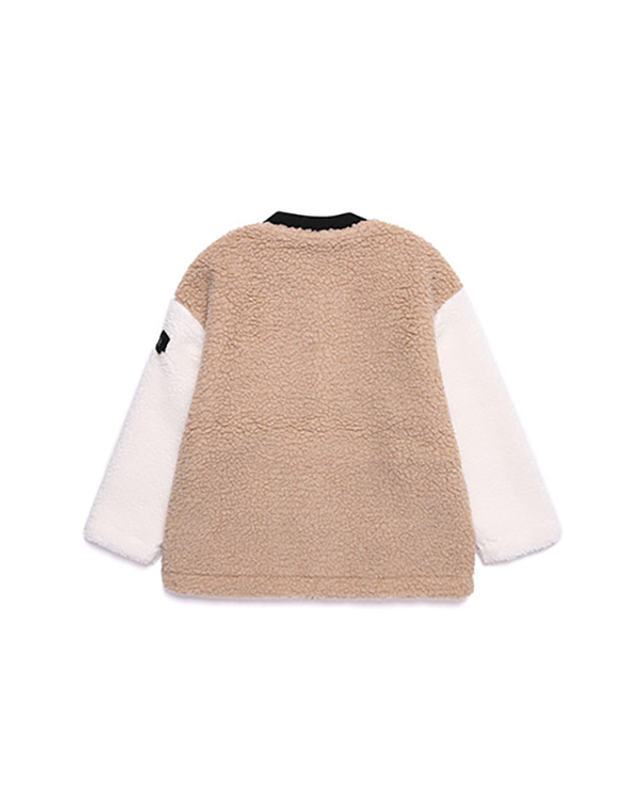 내셔널지오그래픽 키즈 내셔널지오그래픽키즈 N204KFT020 소매배색 FLEECE 뽀글이 F-ZIP BEIGE 착용컷