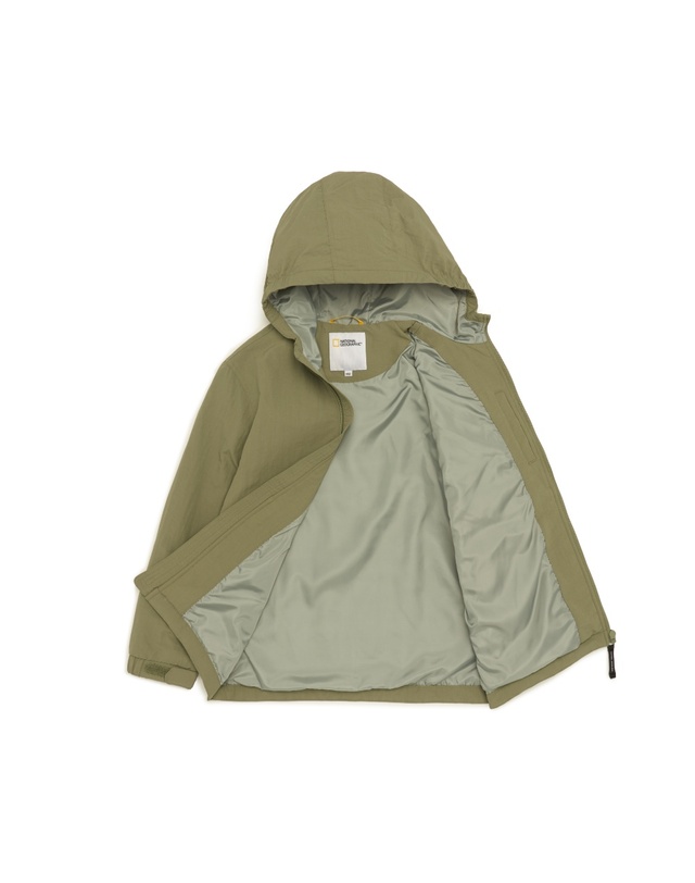 내셔널지오그래픽키즈 내셔널지오그래픽 키즈 K231UJP930 BASIC 바람막이 JP LICHEN KHAKI 착용컷