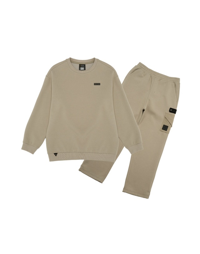 내셔널지오그래픽 키즈 내셔널지오그래픽키즈 K243USW820 어드벤처 맨투맨 LAURELOAK 착용컷