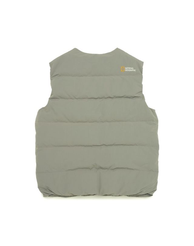 내셔널지오그래픽 키즈 내셔널지오그래픽키즈 K244UDV920 헤론 경량 구스 다운 베스트 LICHENKHAKI 착용컷