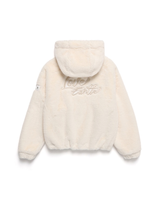 내셔널지오그래픽 키즈 내셔널지오그래픽키즈 K244GFJ910 퍼 후드 자켓 CREAM 착용컷