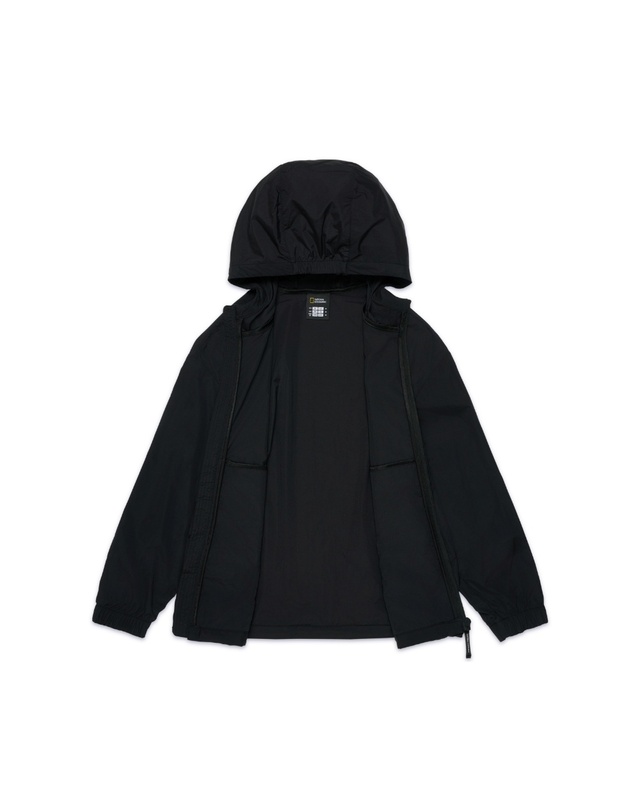 내셔널지오그래픽 키즈 내셔널지오그래픽키즈 K252UJK920 초경량 바람막이 점퍼 CARBONBLACK 착용컷