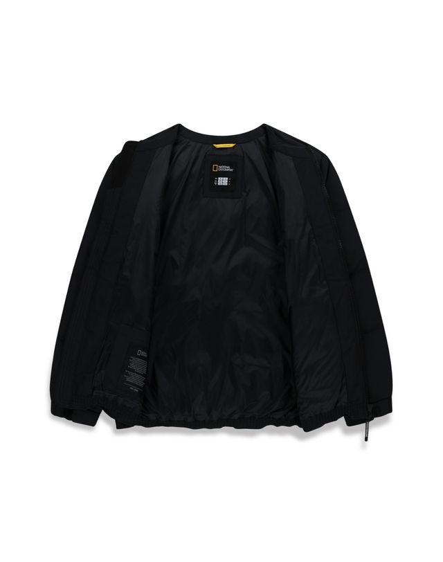 내셔널지오그래픽 키즈 내셔널지오그래픽키즈 K254UDW970 헤론 경량 구스 다운 점퍼 CARBON BLACK 착용컷