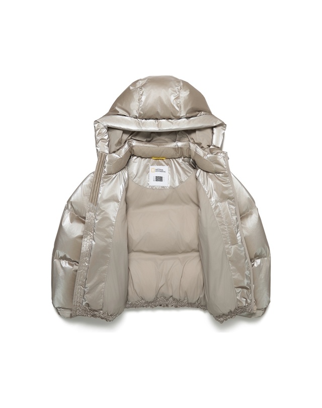 내셔널지오그래픽 키즈 내셔널지오그래픽키즈 K254GDW910 여아 글라리스 덕 다운 점퍼 GOLD BEIGE 착용컷