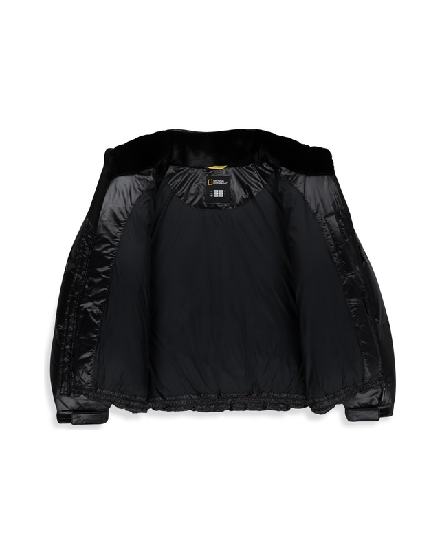 내셔널지오그래픽 키즈 내셔널지오그래픽키즈 K254UDW960 글로시 덕 다운 점퍼 CARBON BLACK 착용컷