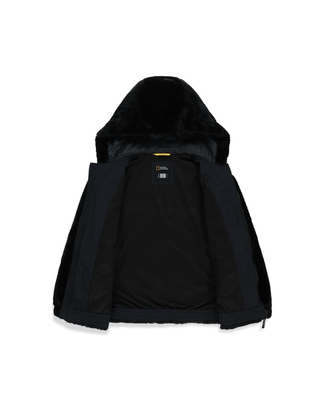 내셔널지오그래픽 키즈 내셔널지오그래픽키즈 K254UFJ920 에코퍼 자켓 CARBON BLACK 착용컷