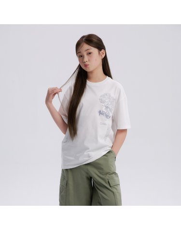 [최대 20% 쿠폰 혜택] K262UTS810 어드벤처 그래픽 반팔 티셔츠-1 WHITE