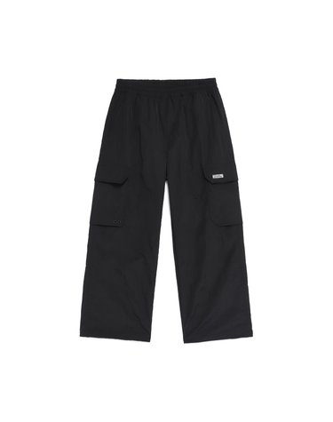 [최대 20% 쿠폰 혜택] K262UPT810 어드벤처 에어로벤트 루즈핏 우븐 팬츠 CARBON BLACK