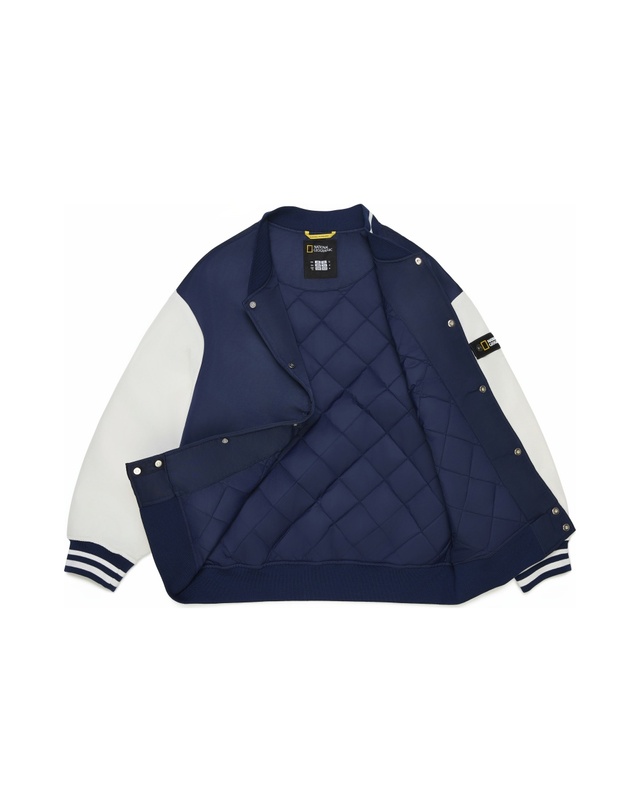 내셔널지오그래픽 키즈 내셔널지오그래픽키즈 K261UPD910 우븐 베이스볼 패딩 점퍼 NAVY 착용컷